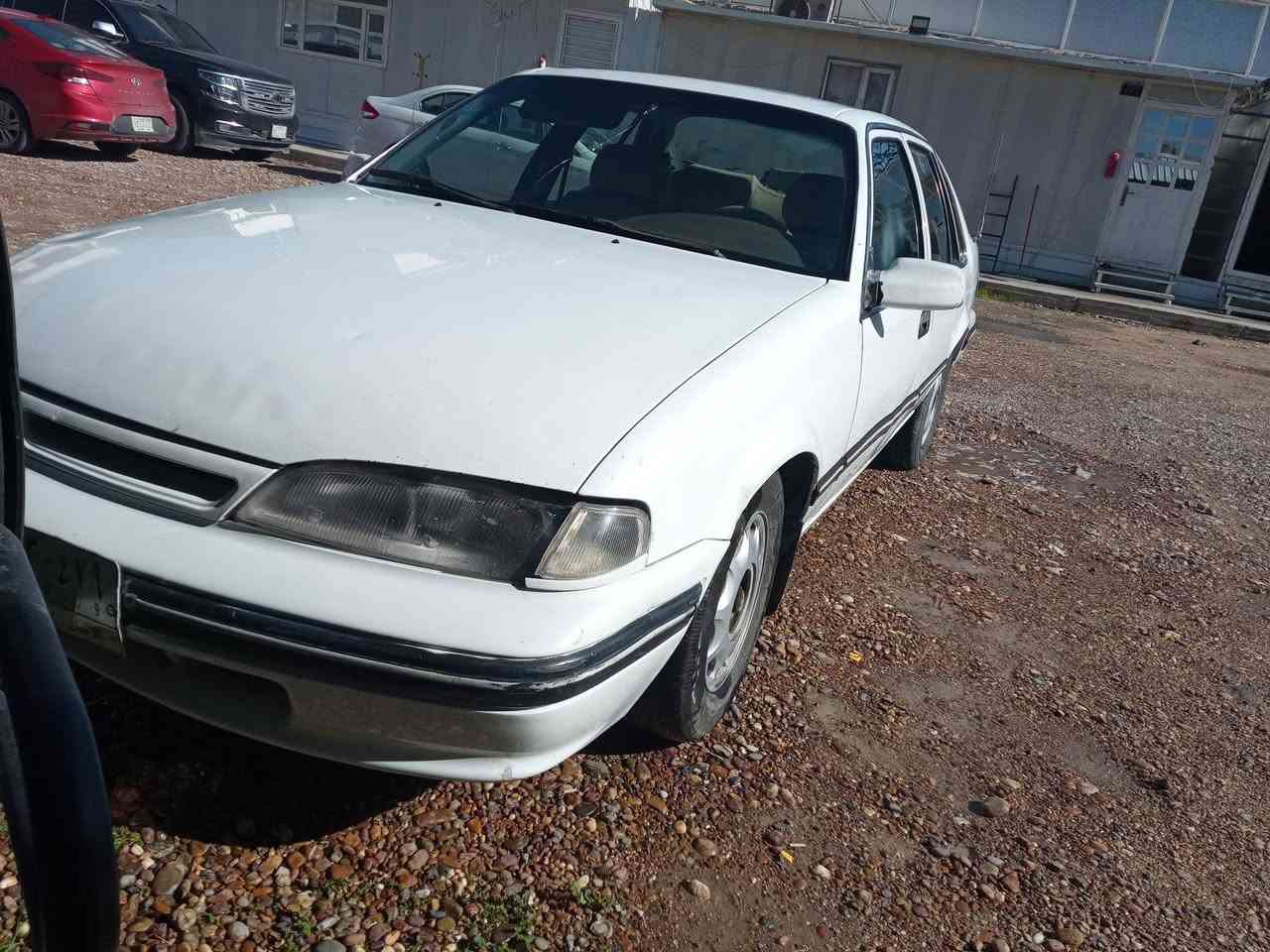 سيارة برنس دايو موديل 1995
سيارة بلادي بدون أي صبغ وتبديل 
محرك مفتوح بيه تبخير 
گير اوتوماتيك متعهد بيه
السيارة رقم إنبار تحويل مباشر 
السعر 43 وبيها مجال سئ بسيط 
العنوان بغداد الرضوانية الشرقية 
رقم الهاتف ***********
