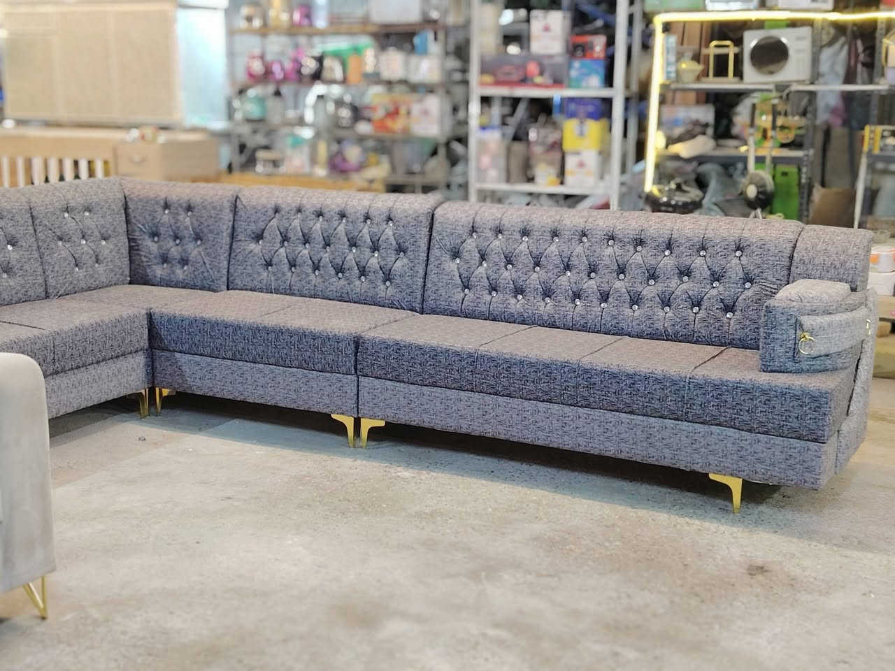 وعلئ بركت  الله  يتوفر في مجمع  دبي دواوين 11 مقعد بلوك اسود غير مستخدم ضمان سنتين  ودواوين مستخدمه وكاونترات جديده وغسالات جديده مواد منزليه اخرئئ ومكانيس كهربائيه   وسنكيات. جديده غير مستخدم توجد  خدمه توصيلل
العنوان البكرلي الثالثه شارع مدرسه ابن طاوس مجمع دبي واتساب ***********
