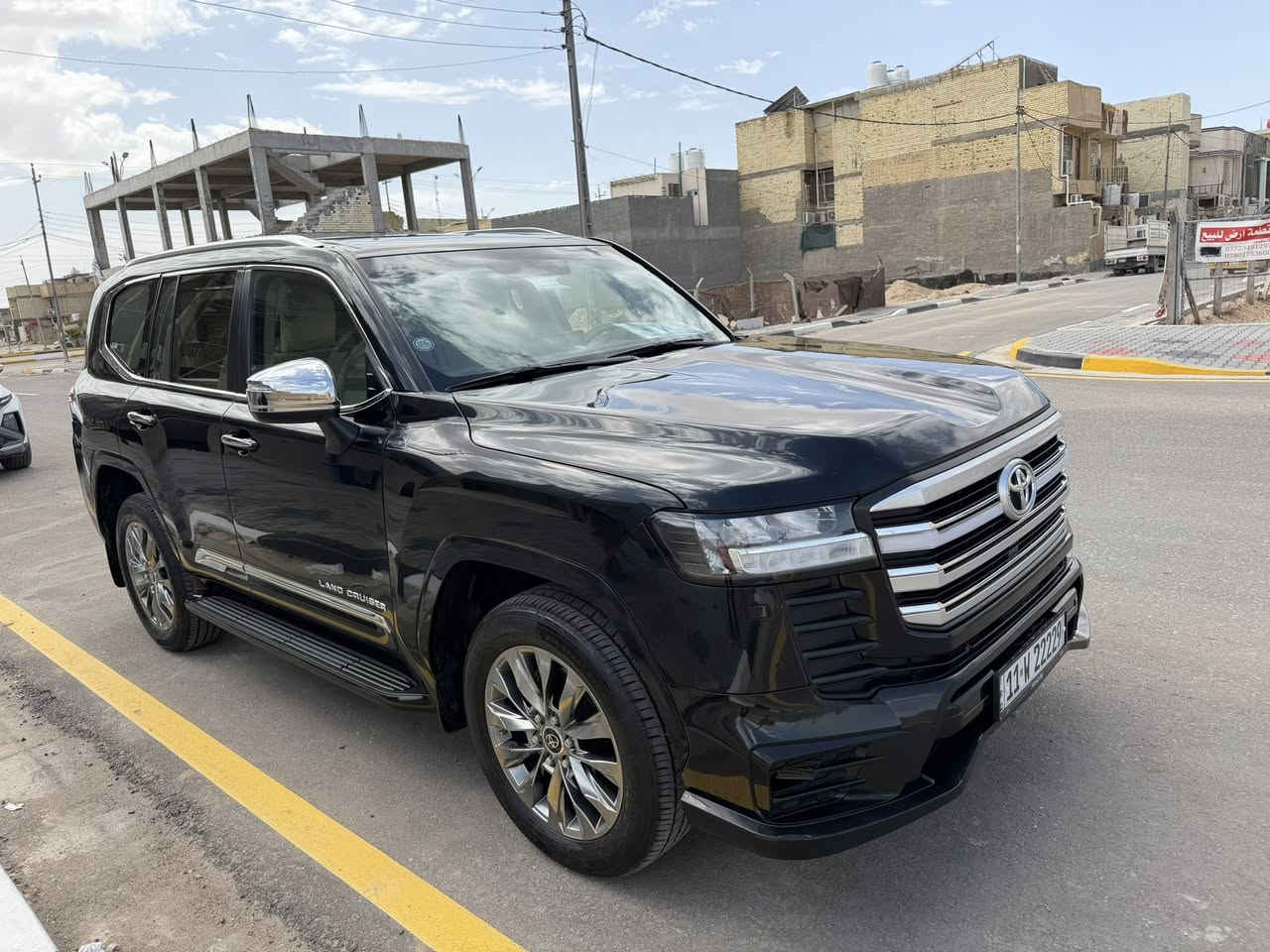 سلام عليكم لاندگروز 2022 ساز اصل GXR limited معروفه مواصفاتها رقم بغداد مميز  كفاله عامه سونارها مرفق بلمنشور 
ماشيه 48 الف 6 سلندر مكانها كربلاء ب624  وبيها مجال 
للاستفسار :- ***********
