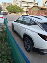 توسان 23 بحاله الوكاله 40 الف ماشيه مكفوله بيه طخه اصبع بل باب مراوس. ...