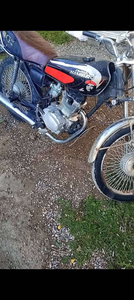 اسلام عليكم دراجة للبيع موديل 2017
دراجه بلصور شكل وبلواقع شكل بلواقع انضف من صور
بي اوراق دراجه نشاط خير من الله سعر200وبي مجال مكان ديالئ جلولاء.  وتساب وماسنجر موجود ***********
