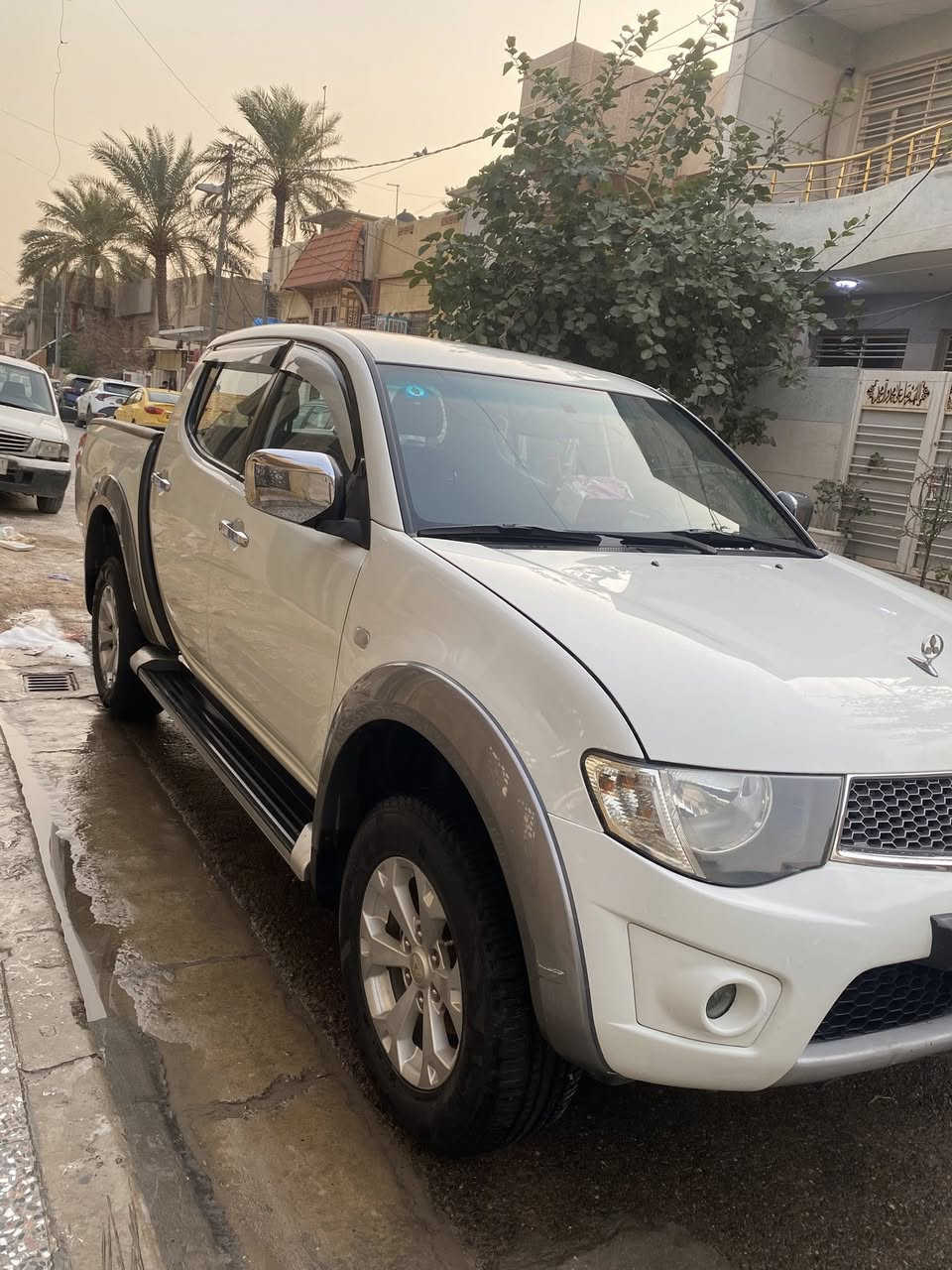 ميسوبيشي بيكب  2015 طالعة من الشركة بل 2021   رقم بغداد  الماني فول 6 سلندر بانزين  اوتماتيك فور ويل شاشة كامره خلفية المواصفات معروفة ماشية 115 الف كيلو حقيقي مكفوله من الفتح  والتبديل والبارد  والصبغ بيهة على كد شبر بل ضبط يم علامت ميسوبيشي بل بنيد على كدهة مسوينهة والباقية كفالة حته من التكحيل 

السعر 160ورقة 

الموقع بغداد / الحرية او المنصور

اي استفسار الاتصال على

***********
