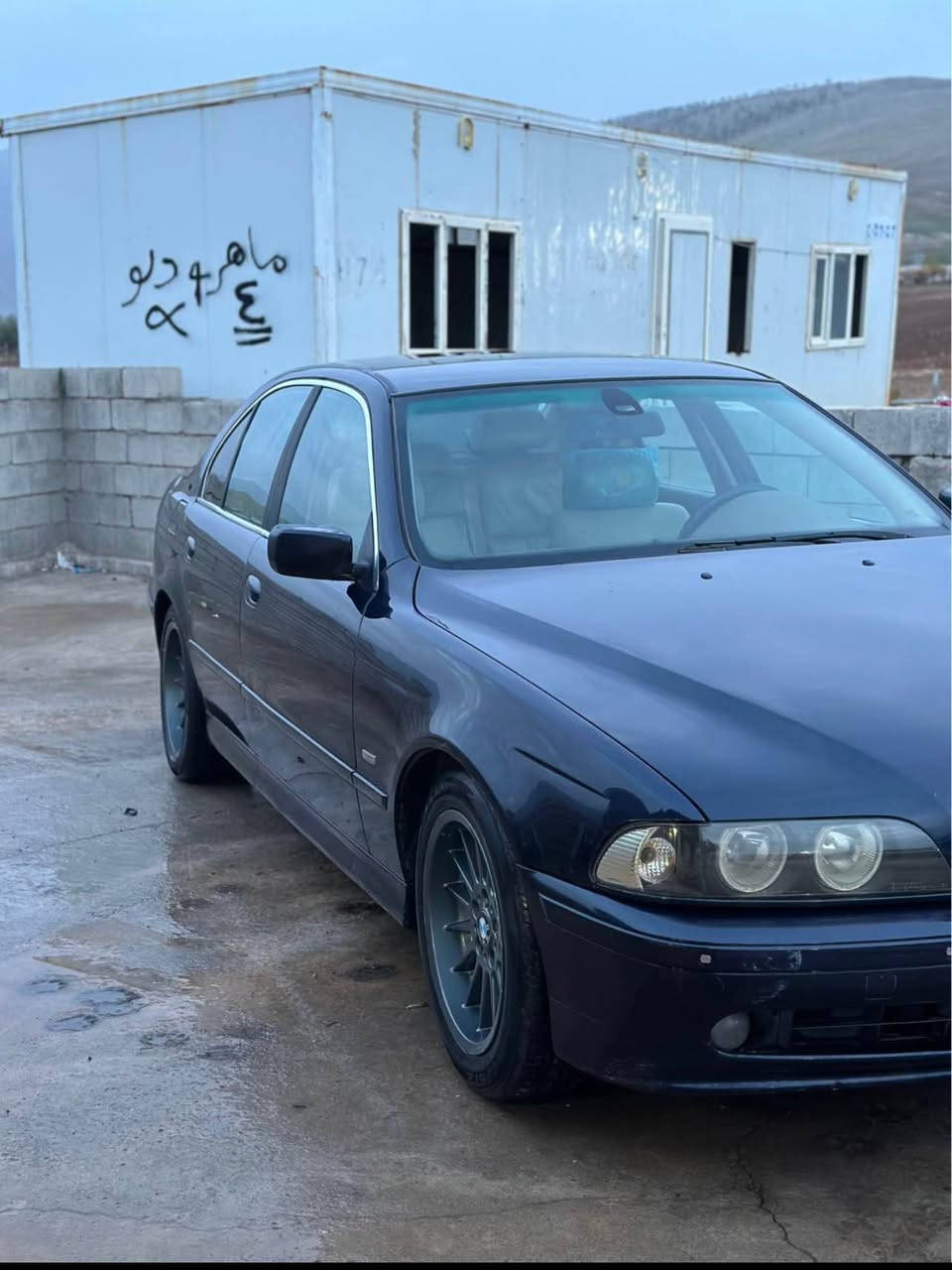 ‏ BMW سەقەر ٢٠٠٢ بۆ فرۆشتن مەکینە ٥٢٥ دەبل دیجیتەل گیر مەکینە کارەبایات تەقەو رەقە هەموو گیانی بەشەرت سەیارەکە رەقەم ئەوروپیە پاکان تازە بۆکردوە    مواسفات جلد هیتەر ناوە  زەرد شاش ئایپاد  سەبوخ  سوقفو حیزام  بەشەرتە  پێش و پشتی کەپسە  سیارەکە مەنفیست  ئەسڵی لەگەل دایە غرامە بەشەرتە  نرخی ٦٨ معامەلە
 واتساب*********** أربيل, العراق
