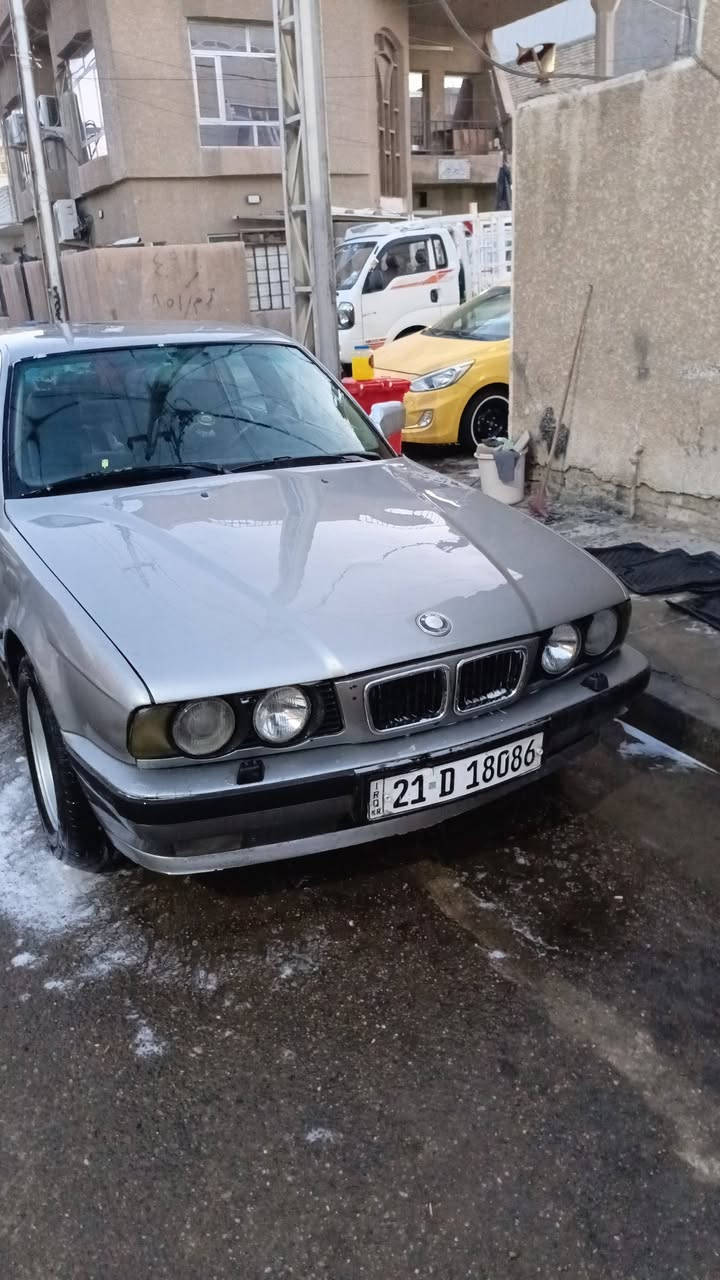 سلام عليكم 535
سياره اوتو كير جديد تبريد كله شغال وثلج 

غرفتها نفس ماموضح بصور وصورها كدامكم بيها اكسل 3.23 رون. ناصي 

سياره تريد تاخذ ترتب او تريدها تعمير نصبتها حلوه 

سياره رقم سليمانيه بأسمي سنويه ل27 كفاله تحويل 

سعر السياره 35 وبيها مجال اريد ابيع 

عنوان بغداد البياع 

*********** موجود واتساب ورصيد
