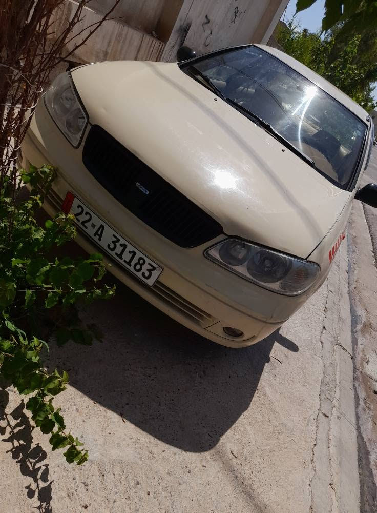 نیسان سنی 2009 گێر حادی چەمپی دواوەی هەیە زۆر خەفیف لەگەڵ پێج جێی ساردی هەیە زۆر پاك و خاوێن ماوەتەوە هەموو شتێکی بەشەرت چوار تایەی تازەی لەژێرە سەنەوی رەقەم گشتی نوێیە پێشی کەپسە شوێن هەولێر ز.ن *********** أربيل, العراق
