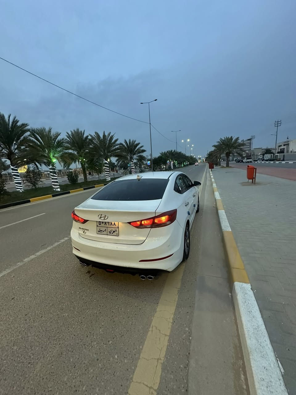 النترا موديل18
وارد امريكي حادثها بنيد وشويه بجاملق بيها بارد خفيف. بجاملق الخلفي مكينه 2000سياره حلوه خير من الله البصره سفوان رقم اربيل تريد تحويل تريد وكاله البصره سفوان *********** السعر125 وبيها مجال شراي اتصل ودلل
