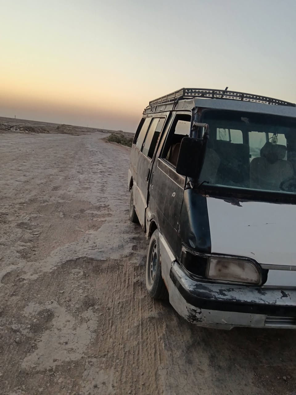 السلام عليكم من رخصة الادمن كيه بسته ٩٤ السنويه نافذه رقم ذي قار ألماني مااندل راعيها كير واكسن شرط المحرك يبخر السعر ١٣ وبيها مجال العنوان الناصريه حي الشهداء قرب جامع المحسن رقم الهاتف ***********
