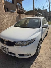 كيا سيراتو ١٣ مواصفات عاديه ماشيه ١٣٤ الف كيلو كير محرك بلاد لا مفتوح ...