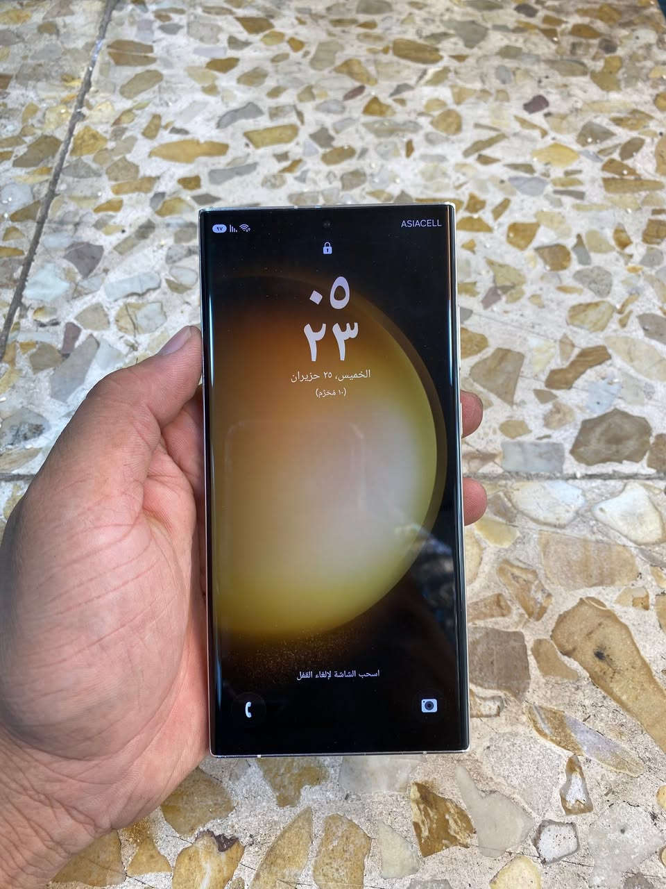 سلام عليكم
جهاز 
S23 Ultra 
ذاكره 256
شرق اوسط عربي جهاز كلش نضيف 
سعره 850 بي مجال 
تواصل واتساب ***********

