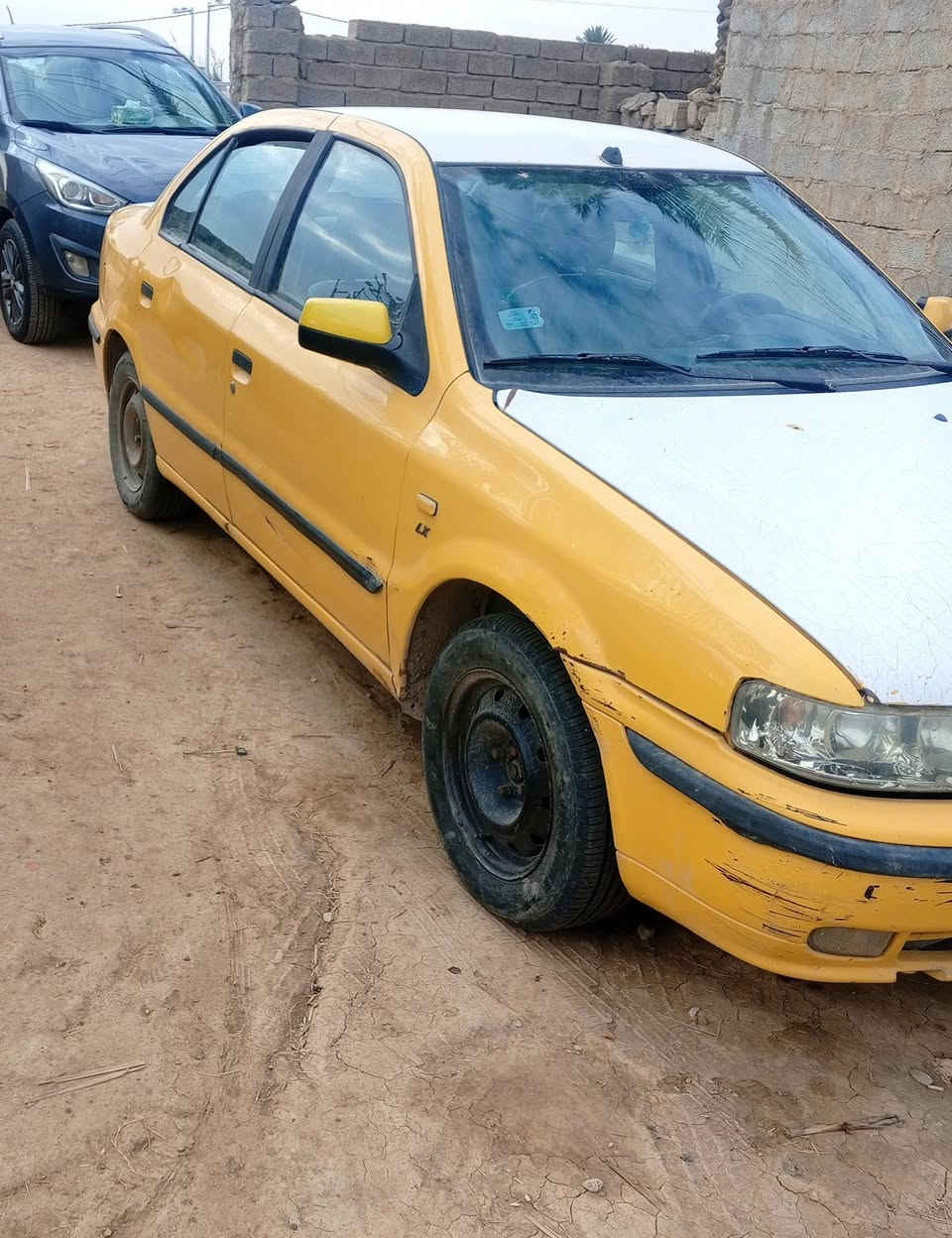 السلام عليكم.  سمند موديل 17 رقم بغداد المكان واسط   قرب مفرق النعمانيه السعر 50 وبيه مجال محرك 1800محرك كير مكفولات سدر جيد  تخم تاير باتري جديد حساس خلفي  مصفره هيئه وغرامات السنويه ساقطه تحويل مباشر رقم الهاتف ***********او ***********
