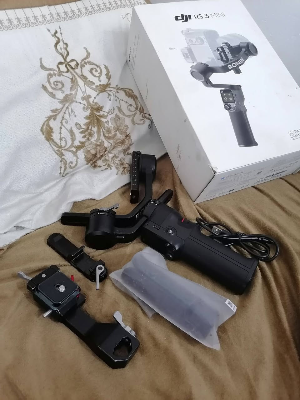 قطع اخيرة
كلهم مفحوصين. و بشرط
توصيل موجود
فقط المهتم يراسل


**إذا كنت صاحب هذا الإعلان وتريد حذفه لأي سبب، رجاءا أرسل رسالة إلى الدعم الفني**