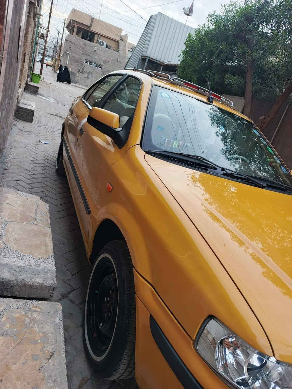 السلام عليكم من رخصة الأدمن سياره سمند 2011مكفوله بس بارد شبر باب الخلفي صبغ شي قليل بلباب السياره كفاله عامه تجي وشوف بعينك السياره احلا من الصور مع هورن بوش اصلي تخم سستم اصلي سيبايه سحاره تخم تاير جديد مكينه كير كفاله تحويل ثاني يوم رقم نكليزي ترايك للبصره العنون بغداد الأمين الثانيه ***********السعر 46
