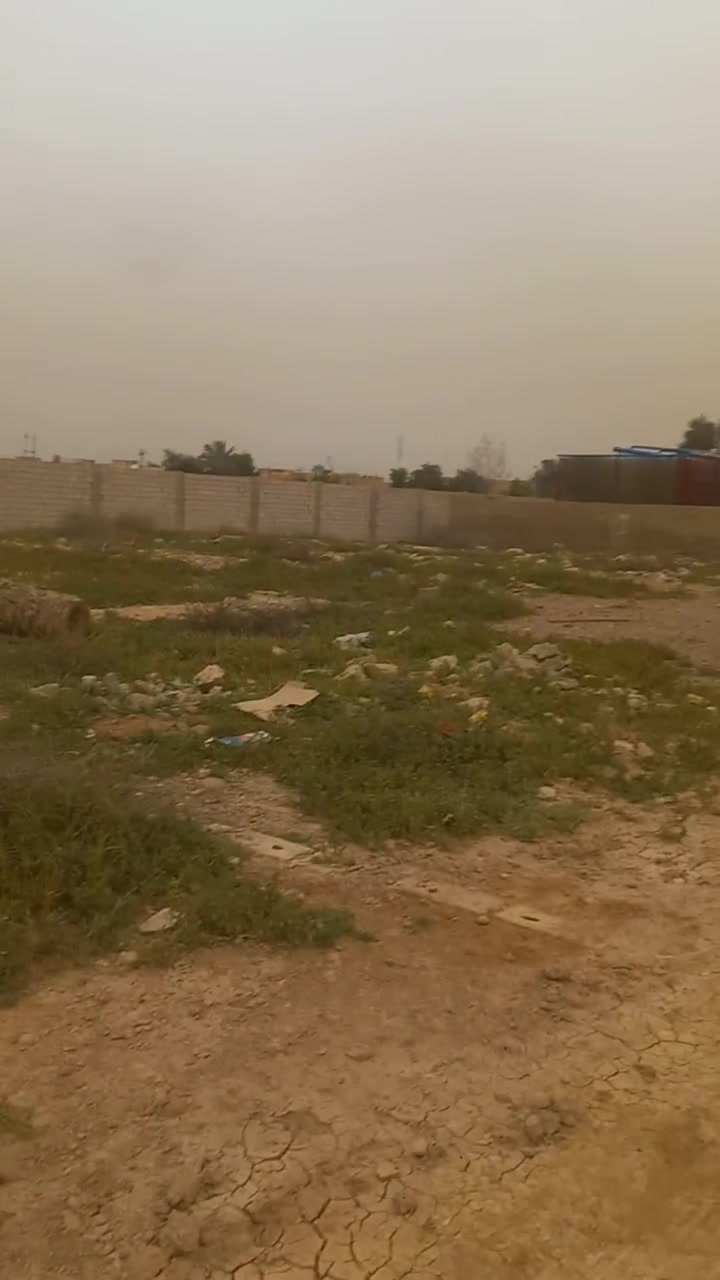 متاح  ارض ١٦٠٠ متر بغداد الحسينيه  زراعي تحويل بطابو الحسينيه كافت الخدمات متوفره مقبيل المدرسه مصقط ٢٠ متر  بضهر معمل الثلج مباشرتن تصلح للسكن او للستثمار 
***********
