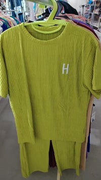 تراك بناتي • فري سايز • حد ٧٠ كيلو