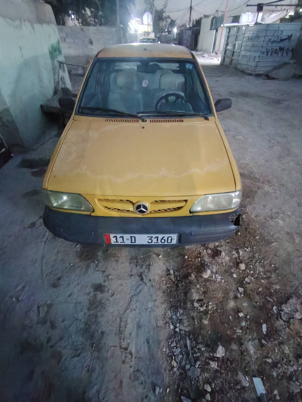 سلام عليكم سايبه موديل 2011 سياره كير مكفول محرك  شواصي مكفوله تبريد شغال كهربائيات شغاله كشاره تجي وتشوف سياره كاعده و حلوه ، مصفره هيئه وغرامات تحويل ثاني يوم بسمي سياره السعر 25بيه مجال مكان بغداد جكوك قرب جامع قمر ابن هاشم رقمي ***********
