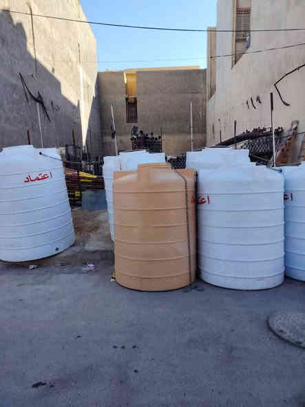 متوفر قطعتين ارض  تجاريه للبيع
مساحه كل واحده (200) مترالوجه (10)والنزال (20)
واحد منهن امؤجره انشائيه العنوان ميسان حي 
الجامعي شارع 30 مقابل كليه التربيه الاساسيه
 للاستفسار والاتصال ***********
