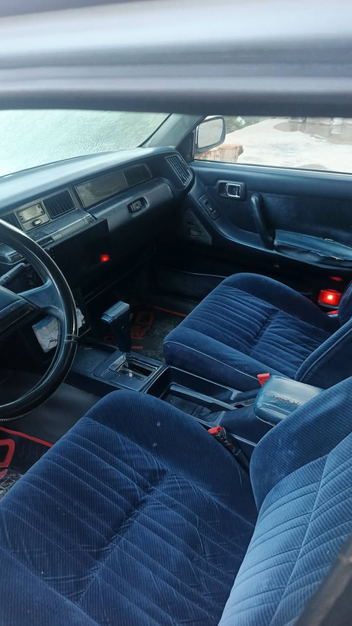 السلام عليكم سوبر سيدان موديل ٨٨ رقم بغداد دولي يسره بلاد محرك نضيف كير اوتماتيك مكفوله من الصبغ والحادث فقط الدعاميات مصبوغات السعر ٧٥ مكانها بغداد *********** أو  ***********
