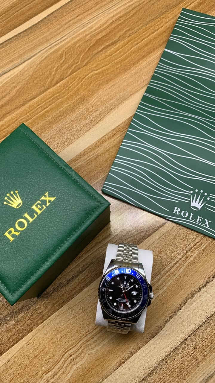 السلام عليكم : وفرنالكم بضاعة جديدة من الساعات بماركات وموديلات مختلفة وبكوالتي جداً ممتاز 
والأسعار كلش مناسبة مقارنة بالجودة وتدللون ⌚️.

العنوان 🏛️: سامراء .

يوجد توصيل لجميع محافظات العراق .

التوصيل لجميع مناطق سامراء 2000 دينار .
التوصيل لجميع مناطق صلاح الدين 3000 دينار .
التوصيل لجميع محافظات العراق 5000 دينار .

رقم الهاتف للتواصل والحجز 📞 : *********** .
