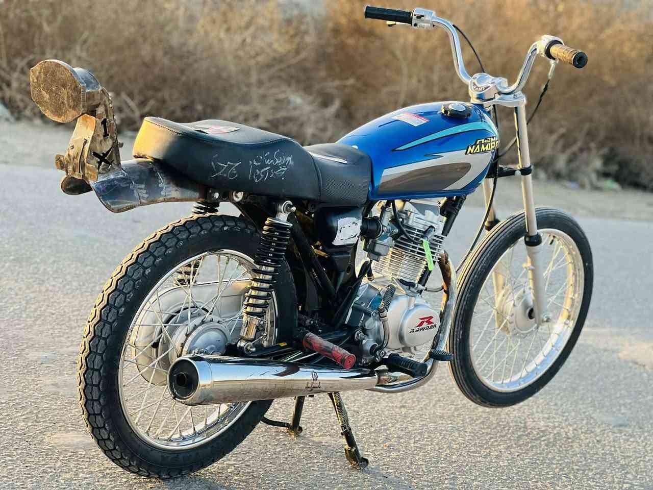 السلام عليكم  شاصي 25 وتعميره 25  اوراق سكنر 7 نضيفه  كلش السعر 650 قفل قفل بدون عمله مكاني حله ابو غرق ***********
