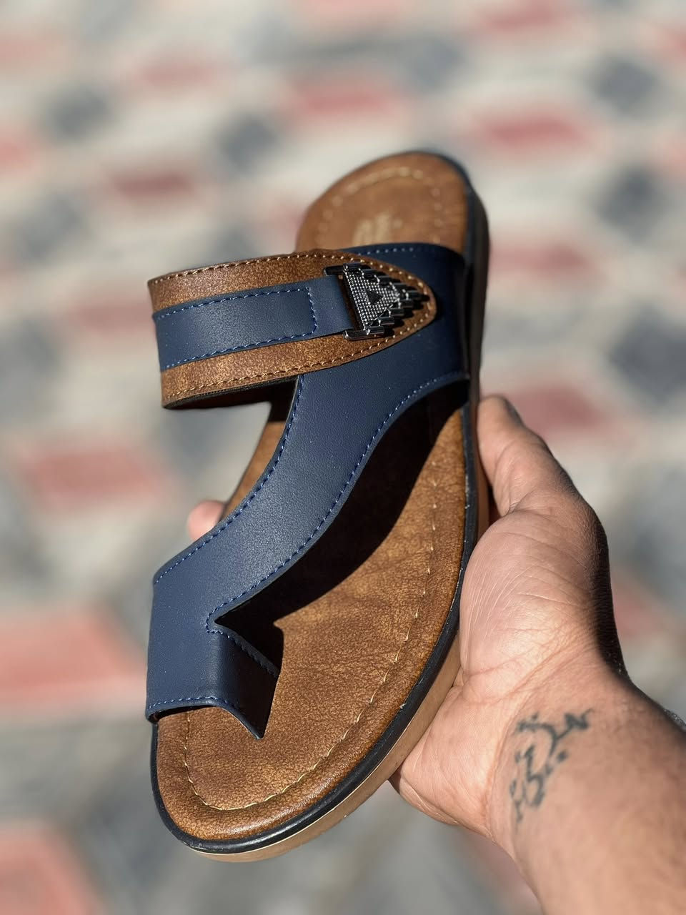 جديد /ازياء حمودي ماركة 

شحاطة رجالي طبي 
  
40,41,42,43,44
  

‎ماركة فاخر الصُنع ذات  

‎جودة عالية جداً وتصميم عصري يمتاز بالراحة اثناء الاستخدام 

‎متوفر  كما موضح بالصور

————————
العنوان المحل :الصويرة شارع النجمة/ مقابل مجمع العائلة 

‎‏‎
التواصل على الخاص آو مراسلة على واتساب  او الاتصال على الرقم 
***********
— في ‏الصويرة شارع النجمه‏.
