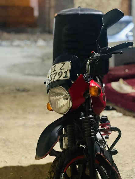 السلام عليكم بوكسر جبلي موديل 2023 مكينه مجفته مال شركه المصطفى رجعت أخت الجديدة كهربائيا كلها شغاله خير من الله كلشي جديد شاده دراجه مال شارع مرقمه نكليزي باسمي تحويل ثاني يوم السعر 2850 مكاني بغداد الشهداء العبيدي *********** الشراي يخابر ويدلل
