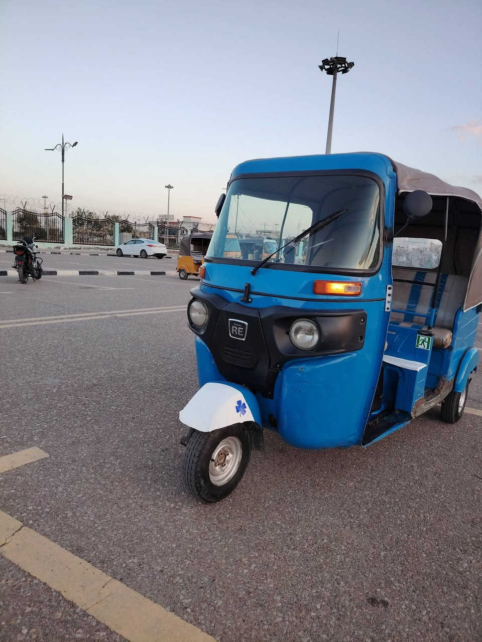 تكتك للبيع موديل 20 شهر 4
تكتك مابيها كل نقص گبل للشارع سعر التكتك 6 وبيها مجال
***********
