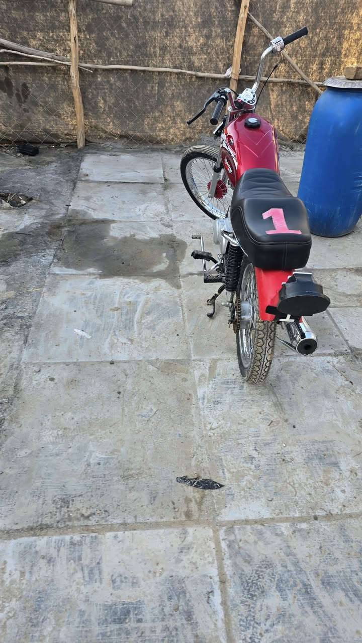 للببع مديل 21 تعال خاص واني خادم


**إذا كنت صاحب هذا الإعلان وتريد حذفه لأي سبب، رجاءا أرسل رسالة إلى الدعم الفني**