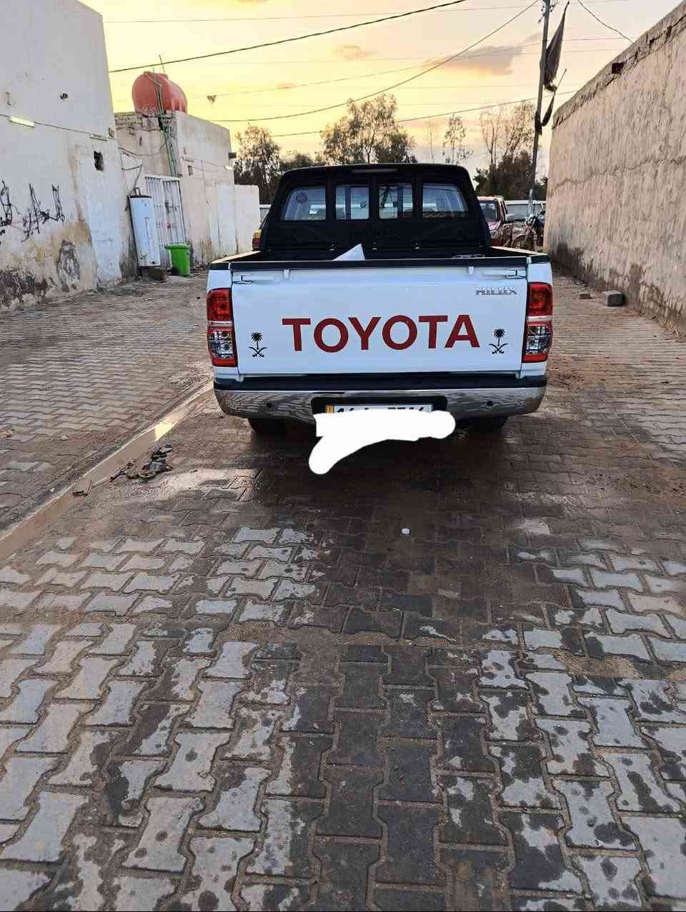 سلام عليكم للبيع هالوكس موديل  2014 كويتي شاصي19 مكفوله كفاله عامه   رقم قادسيه دولي بسمي سياره وضع شركه  للستفسار اتصل *********** اني مكلف بلنشر خاص ماكو.
