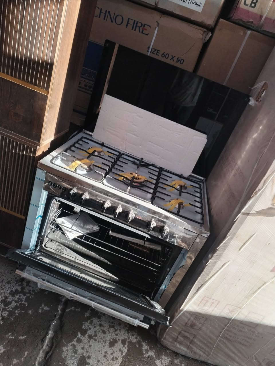 معرض تكريت للاثاث المنزلي لجمله ولمفرد 

تمه وصول وجبه جديده من طباخات ليطالي 5 عيون وفرن الحجم لكبير طباخ مصري وبسعار لجمله العنوان تكريت شارع لزهور لحولي مقابل مدرسة كنوز لهليه مجاور مجمع رداد للنشايه محل أبو عبدالله 

للاستفسار أكثر تصال ع رقم الهاتف او مراسله ع واتساب 
*********** اتصال او وتساب
*********** وتساب واتصال
يوجد توصيل مجاني لبيت
