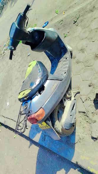 السلام عليكم شباب درجه ذبانه لبيع مامفتحه تاخذنه علئ الفحص درجه نضيفه كلش الإمكان حي الأنصار رقم الهاتف *********** السعر ٣٥٠ واهلا وسلاهن
