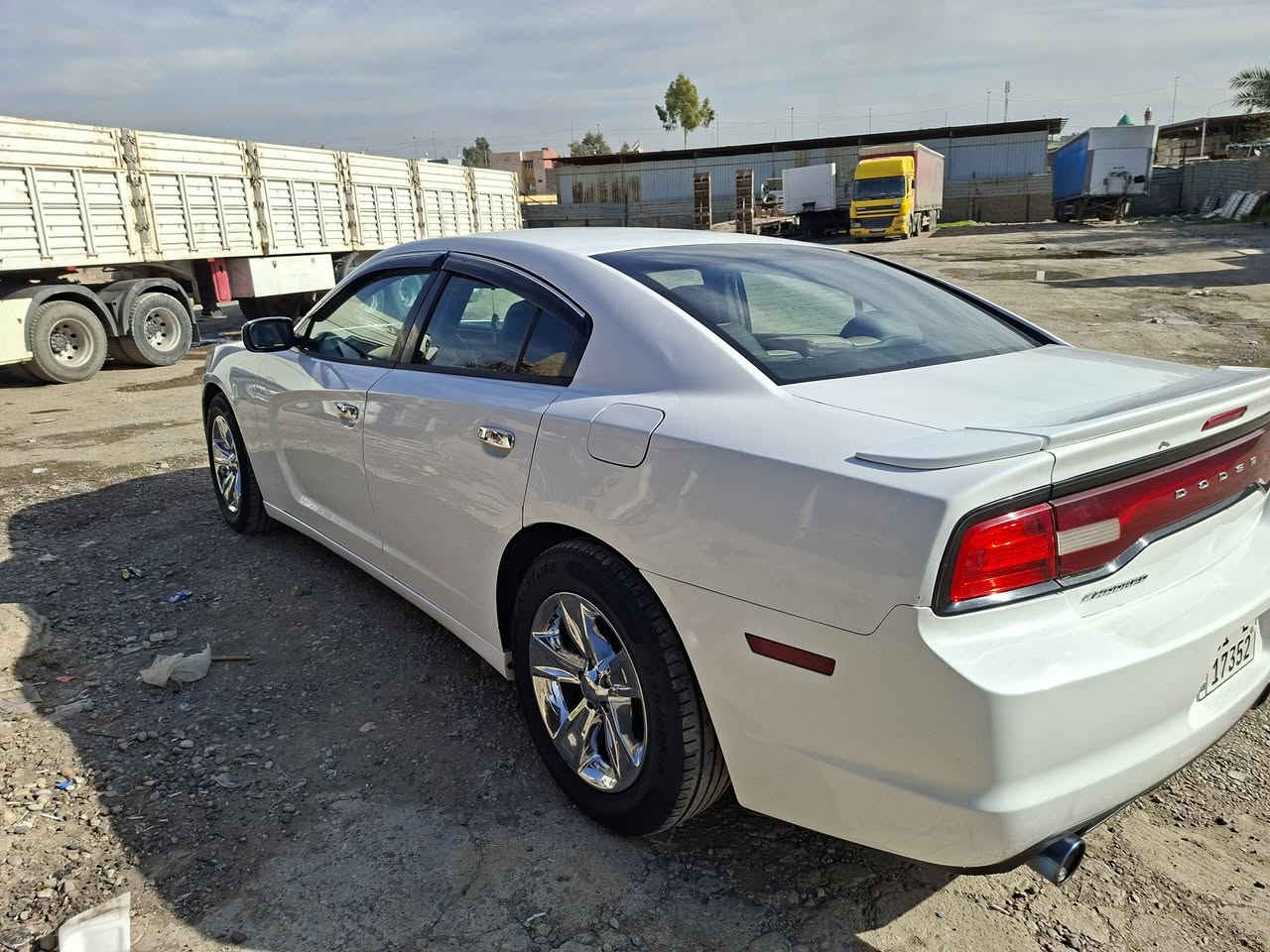 كلين ١١ بدون مواصفات سيارة مشتغله خط قليل تخم تايرات وتخم امامي خلفي كلو جديد سعر١٦٠بيهامجال ***********مكاني موصل
