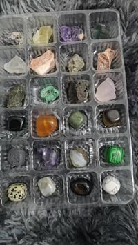 خرز • حجار • للبيع