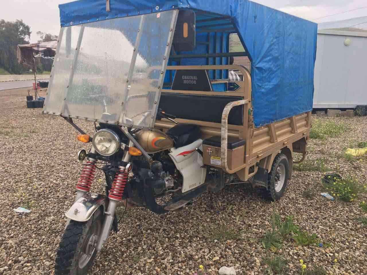 بەهۆێ درۆبی وەعدی موشتەری دای ئەنێمۆ کەریم کابان مەکینە200 ڕەش عەسڵ مور دار 2023مەکینە کەپس بخۆی بانەدراوە ماڵەکە زۆر پاکە کەرپو چەم چەو چادرو پێشەکەی مەزوبتە ماڵی کەسابەتە ئەوش ڕەقەم تەلەفون[***********]توئەوخوایە موشتەری نیت سەرمان مەیەشێنە لەگەڵ ڕێزم بۆ ئەدمین🖤
