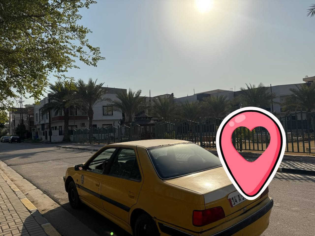 سلام عليكم البيع بيجو بارص موديل 2015 بسمي ارقام انكليزي قبل سبوع حولت بل تاجيات مصفره من كلشي السياره متروكه صار ٤ سنوات  مكينه بيهه سوط اني ابيع مكينه كايمه بس سياره تشتغل وتمشي كير جديد راديتر جديد كهربايات كلهن شغالات سياره رايدلهه ترتيب  سعرهه ٢٥ ورقه مكان سياره بغداد الكرخ السيديه ***********
