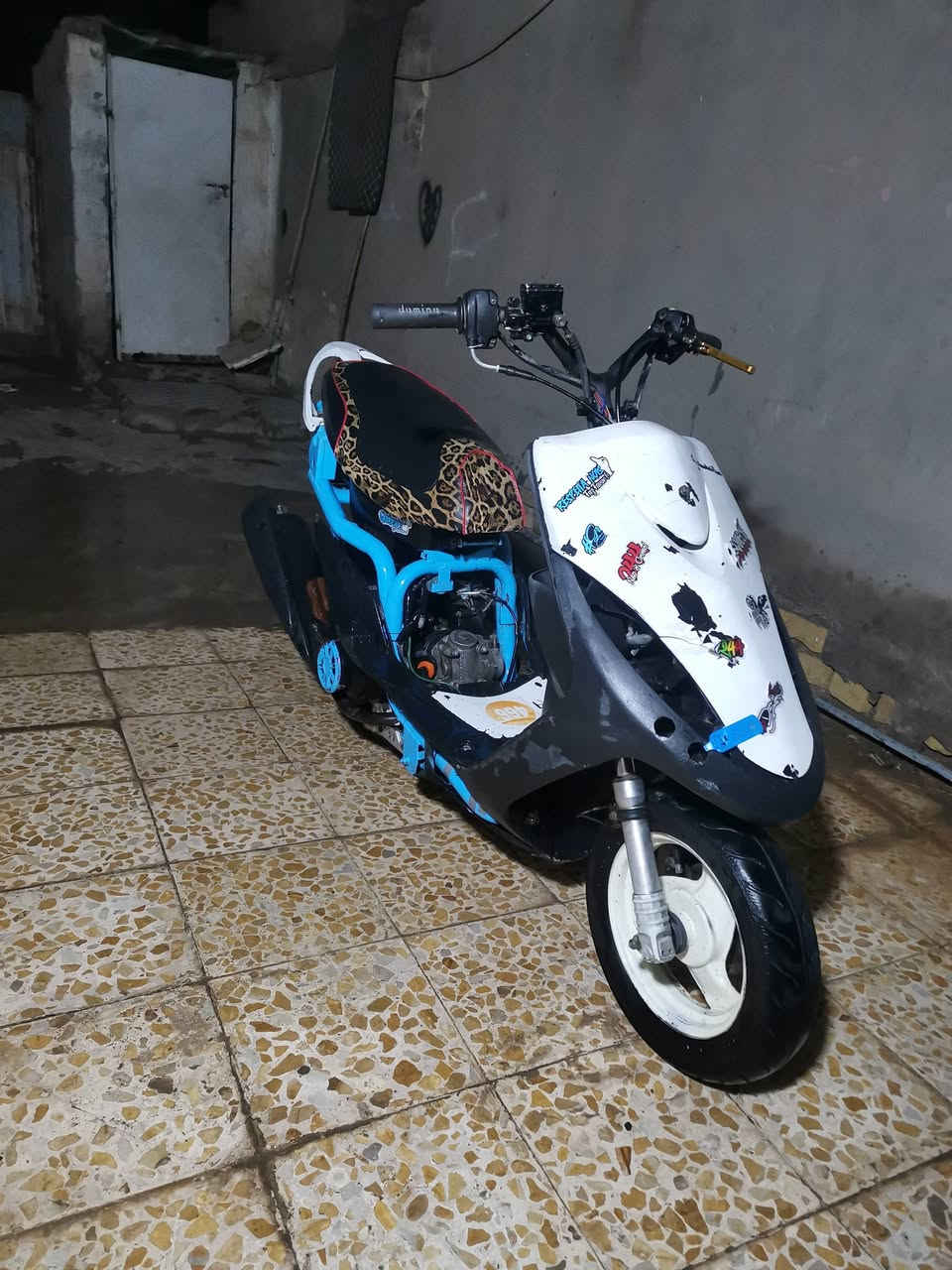 سلام عليكم دراجه ماكس بوشه ٥٥ دراجه خير من الله لا تبخير ولا تنقيص درجه شلعه ومعدل مال لعب مكينه خرسه متواجد خاص او رقم ***********
