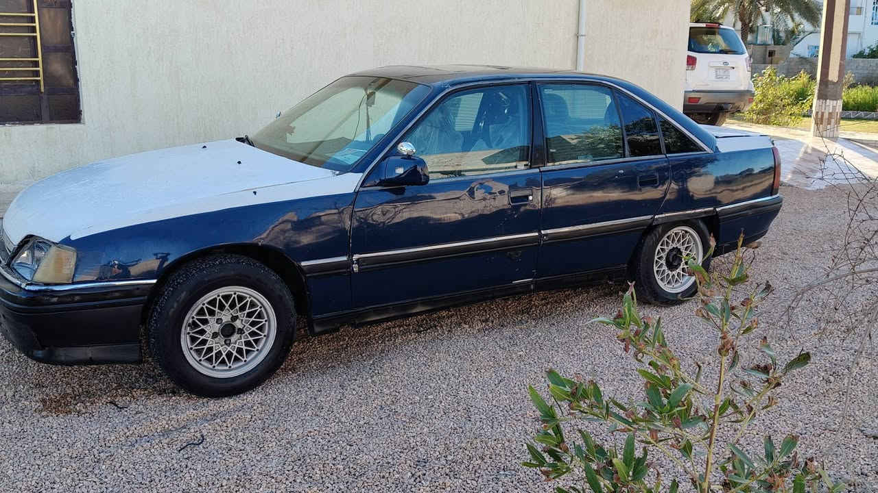 السلام عليكم من رخصت الادمن سيارة اوبل موديل 92 كير محرك شرط مكفولات تخم تاير جديد خمسه ويل كب شركة رقم انبار سنويه صاقطه صار سنه فقط بيها صوت بل اكسل بسيط السعر 28 وبيها مجال بصيط المكان جزيرة الخالديه الحبانيه رقم الهاتف ((***********))(***********))
