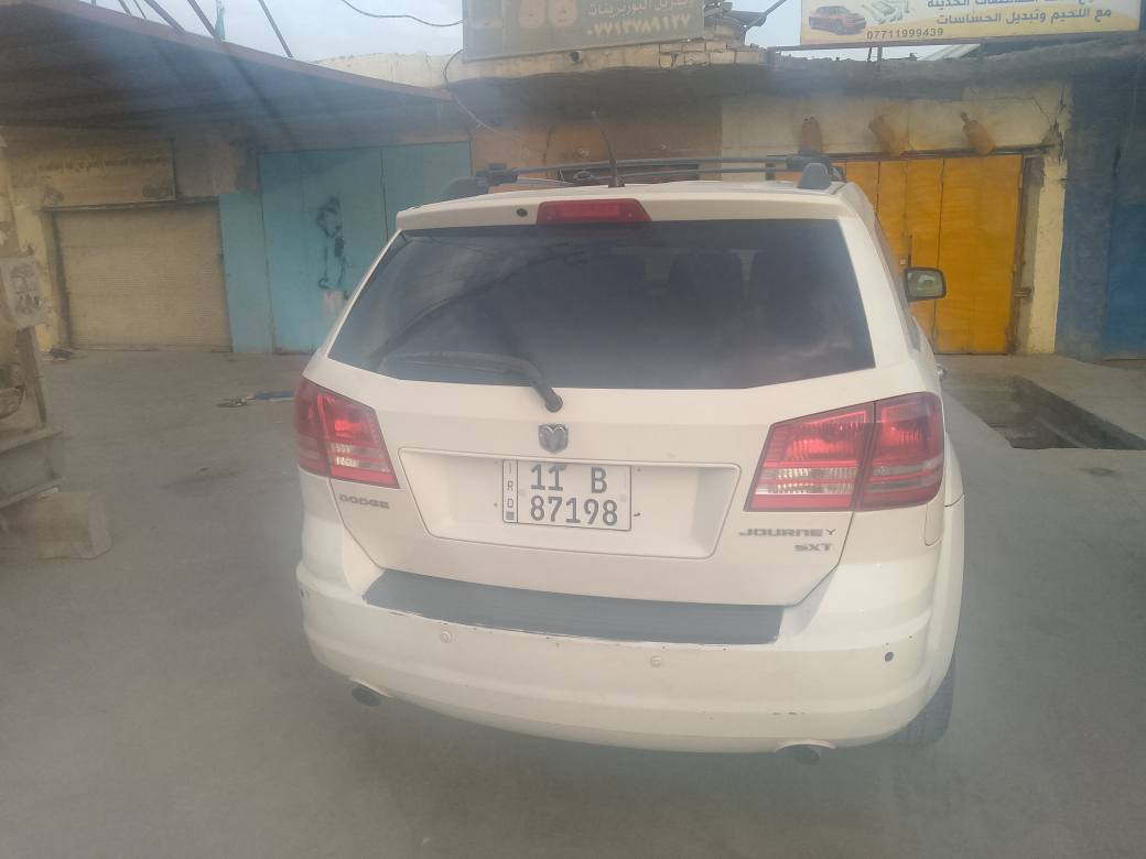 سلام وعليكم سياره جورني موديل 2009 سيارة وارد مريكي حادث بنيد ومع رشات صبغ الباقي مكفول سيارة مكينه وكير مكفول مكينه 6 تخمت تاير حداديه جديد السعر 94 الشراي ينتصل رقم الهاتف *********** عمارة, ميسان
