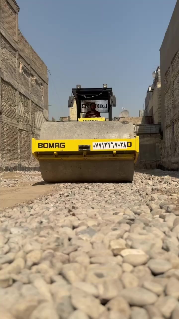 سلام عليكم حادله بوماك جاهزه للاخير مكاني بغداد 
السعر 190 
***********
