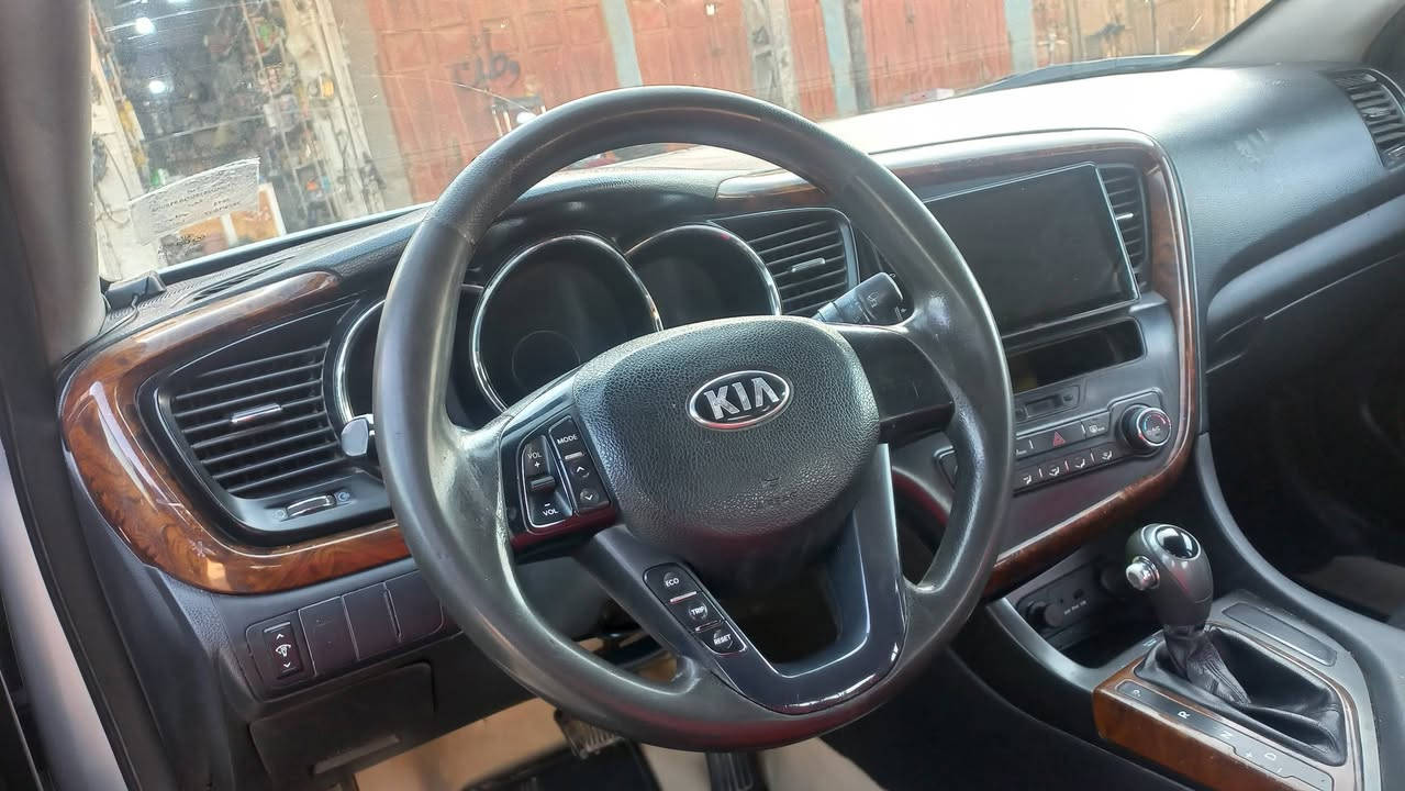 سلام عليكم كيه بتيما 2013وارد كوري سياره جاهزه من كلشي شرط تحويل رقم بصره اراوس شنوو عدك تعال خاص عنوان لبصره قضاء لكرنه 
***********
