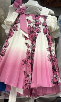 فساتين بنات • ٢-٥ سنين