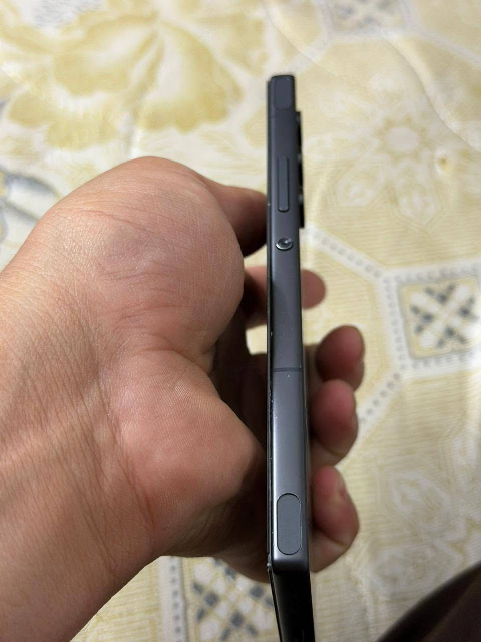 ريد ماجك 10اير  ماعرف ششرح غني عن التعريف من ناحيت تصوير فوركي من ناحيت ببجي 120 فريم من ناحيت بطاريه6000 من ناحيت شحن يدعم 80 واط وشفتات منه وبيه جانبيات والأفضل تبحثون عنه وتعرفون سعره وتجي تدخل خاص بيه فطر بل شاشه مثل ما موضح الجاهز كارتون وكفر اضافي وياه مشحون 31 مره جهاز جديد والجديد ماته ب850 وطبو سئلو وحش بل العاب اريد اراوسه بئيباد11برو او تلفون مناسب  او بلي فايف


**إذا كنت صاحب هذا الإعلان وتريد حذفه لأي سبب، رجاءا أرسل رسالة إلى الدعم الفني**