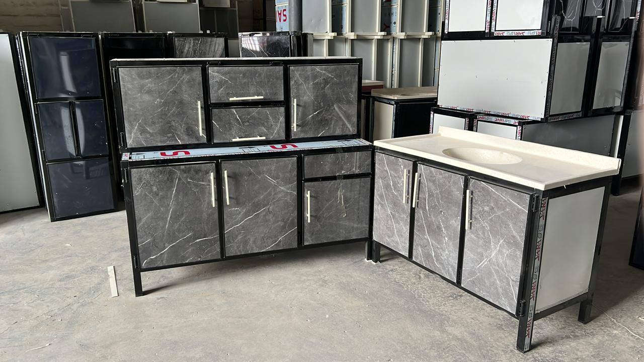 كاونتر مترونص  ارضي.وملحق مترونص
وسنك متر و 20 سم . 

السعر  230

توصيل مجاني داخل بغداد 

) مجاني الفلوجه  كرمه صقلاوية عامريه. خالديه.

بابل   كربلاء _نجف الديوانيه 10

رمادي 15 

صلاح الدين واسط. _ توصيل 25)

عماره سماوه ناصريه 30

بصره 35

توصيل بغداد مجاني

. بسمايه نهروان افضيليه سعادة  طارمية توصيل 10 عليه


**إذا كنت صاحب هذا الإعلان وتريد حذفه لأي سبب، رجاءا أرسل رسالة إلى الدعم الفني**