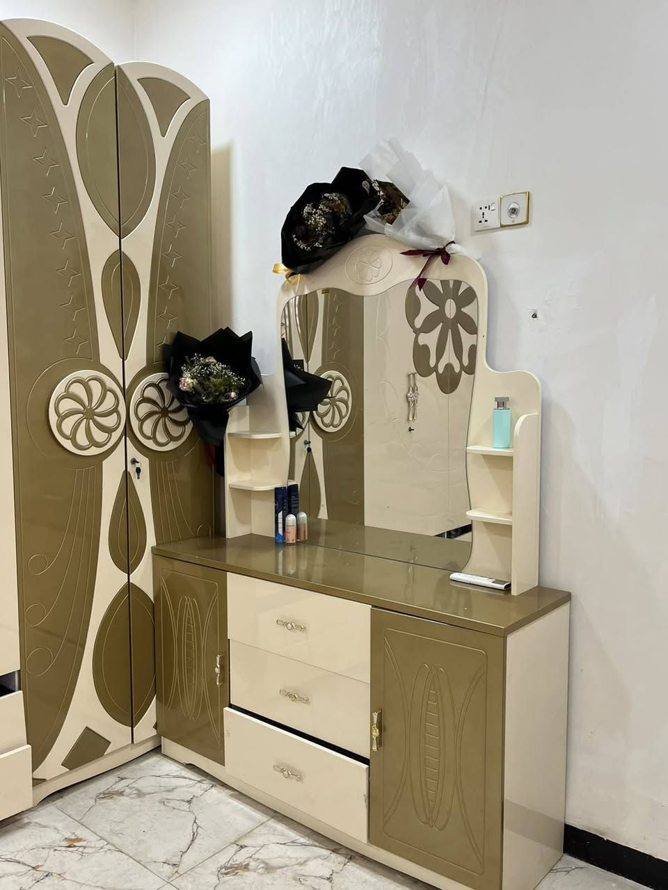متاح غرفة نوم للبيع
كنتور ٦ أبواب
كربلاء
***********
