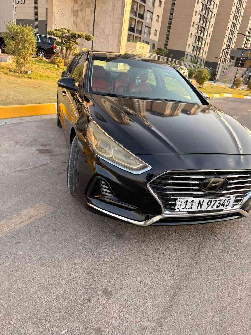 سلام عليكم بيع مستعجل سوناتا موديل2018 وارد امريكي
فول مواصفات عدا الفتحه مكينه كير تخم تاير صدر تبريد كله مكفول ما ناقصها اي شي بيها صبغ خمس قطع بدونن دواخل سياره جاهزه تحويل مباشر بدون ايربالك  السعر 108وبيها مجال بسيط مكاني بغداد حي الجهاد رقمي ***********
