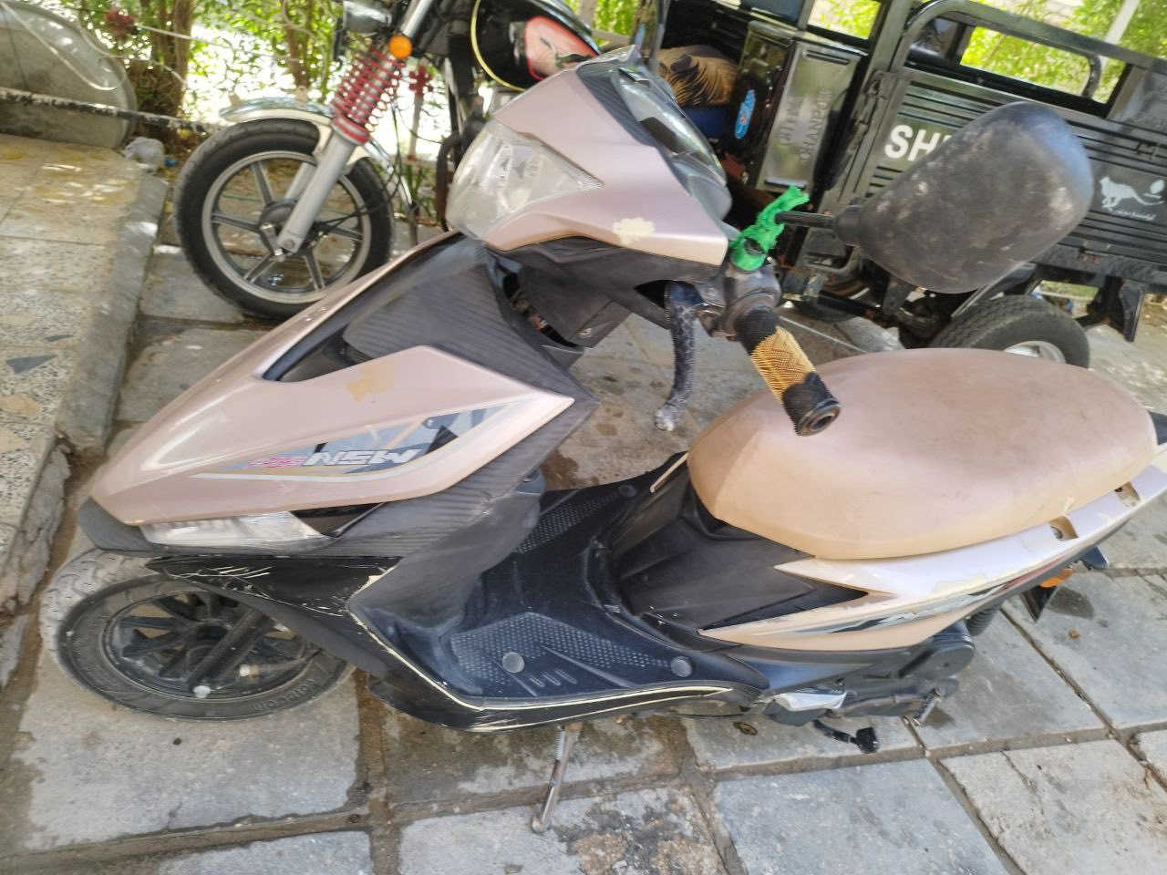 السلام عليكم ماكس مديل 2021 ام البصمه للبيع الدراجه كفاله عامه كلشي شغال سلف وهندر وكهربايات كلوب عالي وناصي اشاير يمنه يسره شغال محرك ما مفتوح ولا طابع مصلح السعر خاص و ترهم مراوس رقمي ***********
