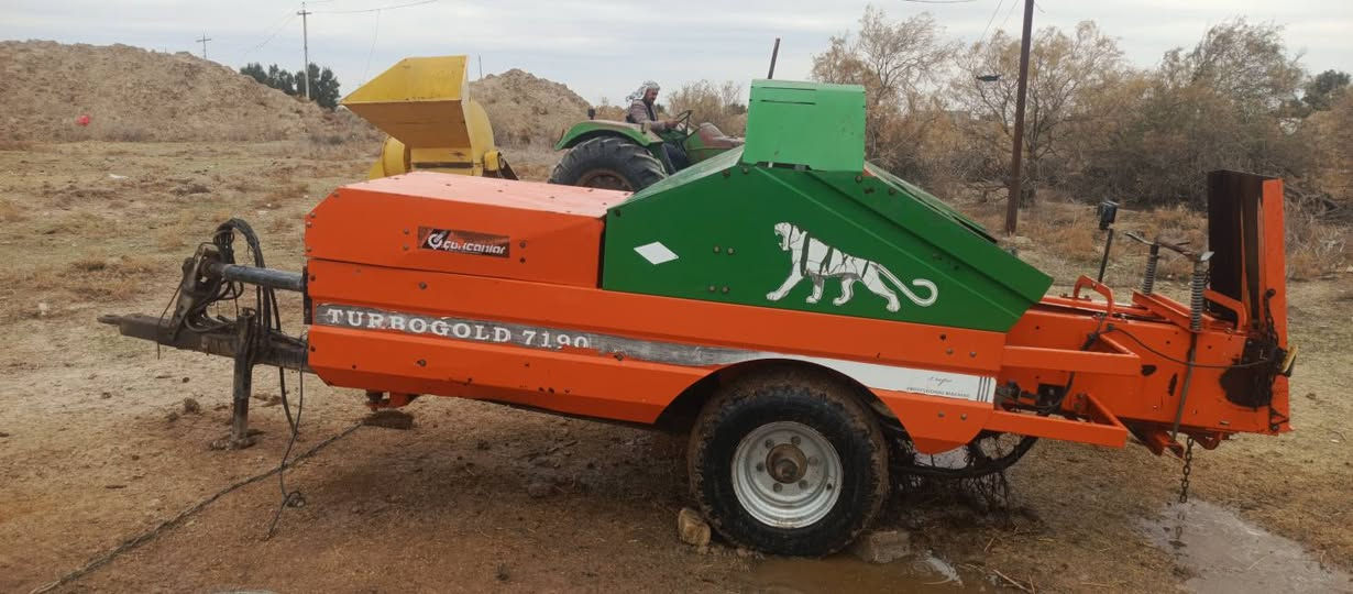 سلام عليكم كابسة كليكان ٢٠١٩ مكفولة لا طك ولا لحيم مامفتوح بيها برقي شفرات الشركة جاهزة للعمل المكان الناصرية قلعة سكر للتواصل *********** السعر ٧ ونص وبيها مجال
