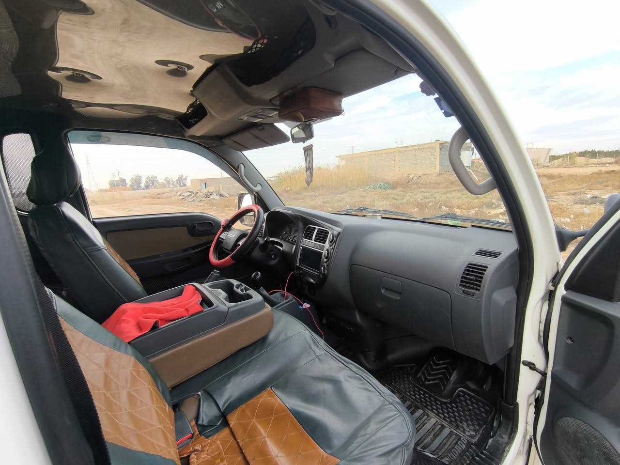 سلام عليكم كيا فحل موديل2025 كفاله عامه 
ماشيه 20الف رقم واسط انكليزي ب اسمي 
تانكي كاز محور 120لتر الغرفه الداخليه مدوشمه مال مسكر بالكامل 
العنوان واسط.. 
للستفسار أكثر اتصل.. 
رقم الهاتف.. ***********
