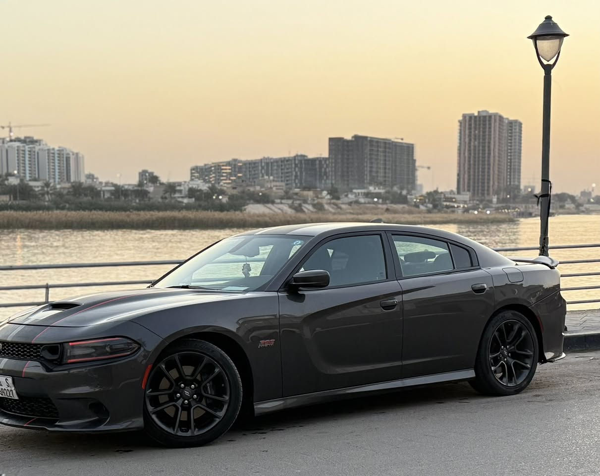 للبيج جارجر SRT سكات باك 2021
6400 
فول مواصفات ماعدا الفتحه 

رقم بغداد انكليزي باسمي شخصيا تحويل ثاني يوم .....

اصل وسعرها بلاش لان متوازي على فلوس .
السياره مصروف عليها بشكل بحيث شكد اسولف مايخلصن

السياره كلين تايتل كلين تايتل 
السياره فقط دعاميه خلفيه من امريكا والدعاميه ماتنحسب وبيها بارد جدا بسيط بسيط 

السياره ماشيه فقط ٣٥ فقط 
بالنسبه الموديلها زيرو زيرو 
والسياره جديدة بمعنى الكلمة وبالعافيه علياخذها سياره نادر مانطلع بيها 
السياره عليها دمام وسيت سماعات 
شديتهن (بمليونين )
سقف روز رايز (٥٠٠$)
دركة srt
عليها اكزوز من امريكا 
السياره كله اديرلها موتل وميحتاج احول بيش التبديله مالته يم الحسام 
وكله محسن 
واليوم شديت زوج تايرات ب(٤٠٠) الف 
السياره الياخذها ربع ميذب عليها 

السعر (٢٦٠ )وبيها مجال 
.................!
وماكو سكات باك ٢٠٢١ وكلين تايتل وماشيه ٣٥ بهيج سعر وبهيج نضافه وبالواقع احلى من الصور 

المكان بغداد الاعضمية 
***********
