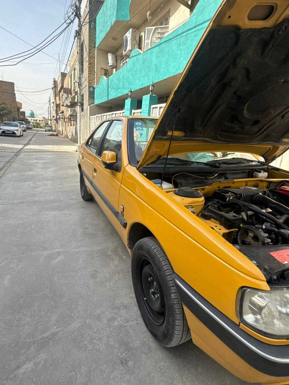 بيجو لميس 405 موديل 2016 السياره ب اسمي تحويل ثاني يوم  هيئه غرامات تستلم صافي
جاهزه كبل للشارع ماشيه 171 وقابله للزياده تدفئه تبريد ثلج  صدر امامي خلفي جديد تخم تاير جديد باتري جديد مابيها اي نقص السياره سونار وسونارها موجود بال منشور السعر 47 وبيه مجال حك الجيه العنوان الشعب حي البساتين
للاستفسار / ***********
