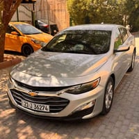 للبيع سيارة: شوفرليت ماليبو (LT) لون سلفر     •الضرر: بارد فقط بنيد وج...